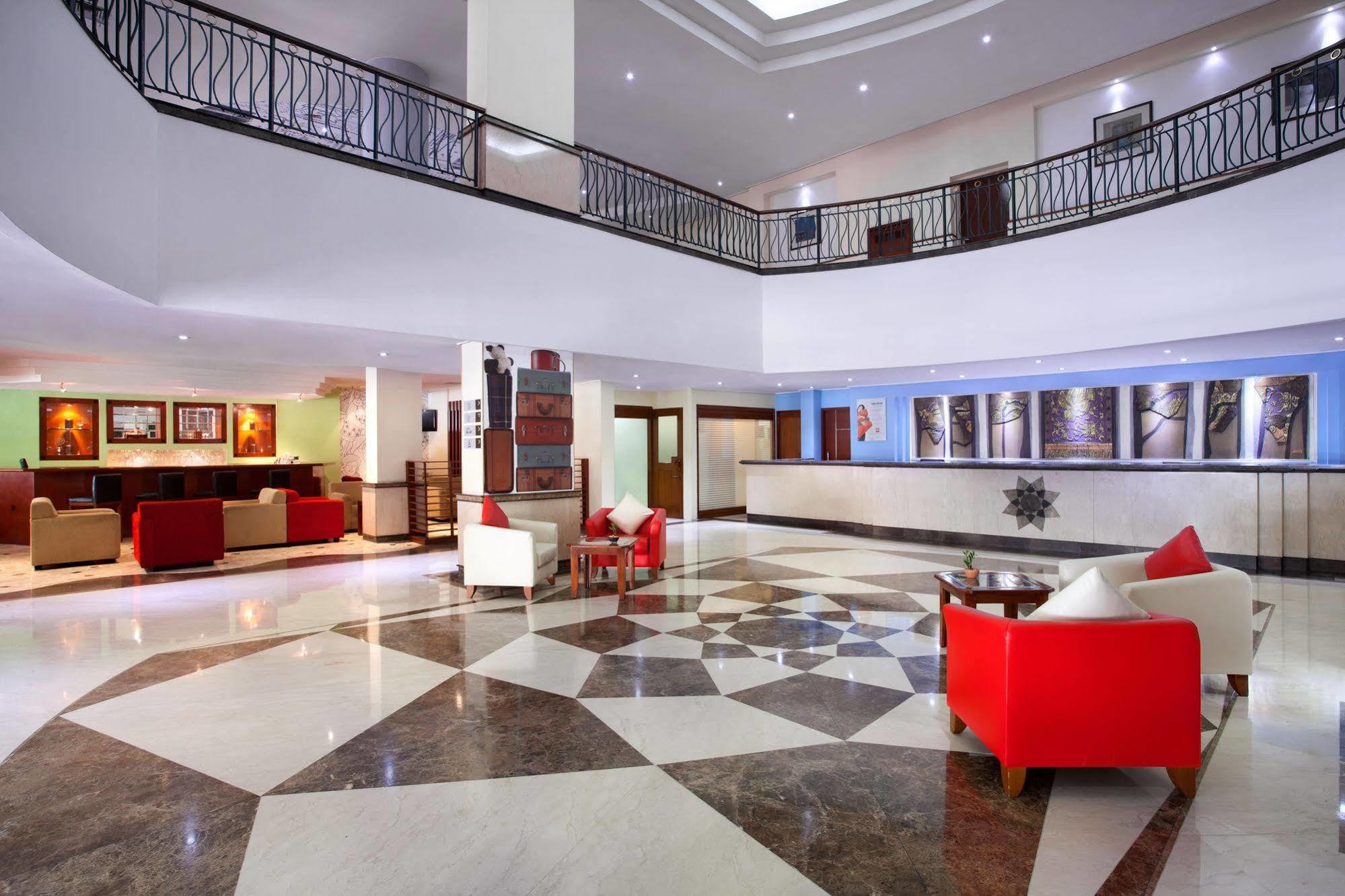 Arcadia Surabaya Hotel Exteriér fotografie